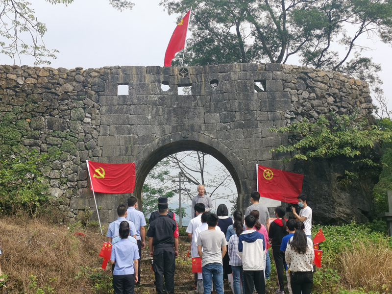 广西硕龙边境派出所开展纪念“五四”青年节系列活动