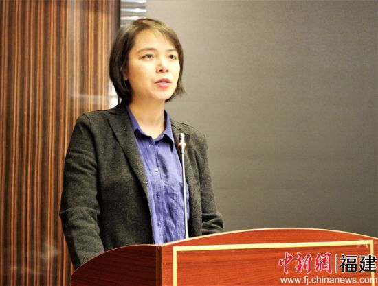 图为2019年入选文集作者代表陈赞琴发言。林榕生 摄