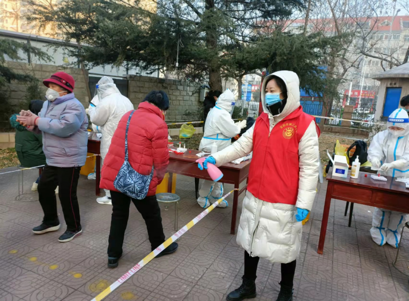 天使白与志愿红，寒冬里最温暖的风景——安阳市钢三路小学志愿者抗疫纪实