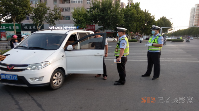 河南省商丘市公安局交警支队持续开展市区交通秩序规范管理和综合整治成效显著