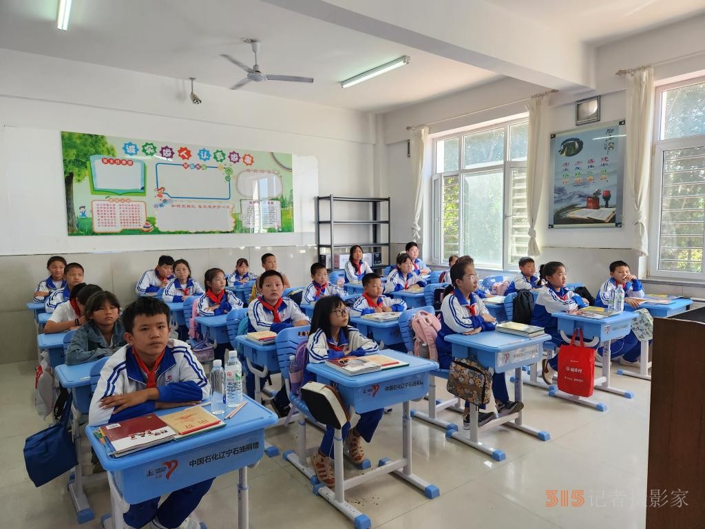 新起点，梦想启动：全国多地中小学迎来开学